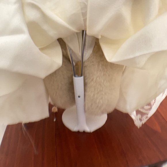 Vintage and rare Show Stopper jointed bride bear on stand - Picture 8 of 8